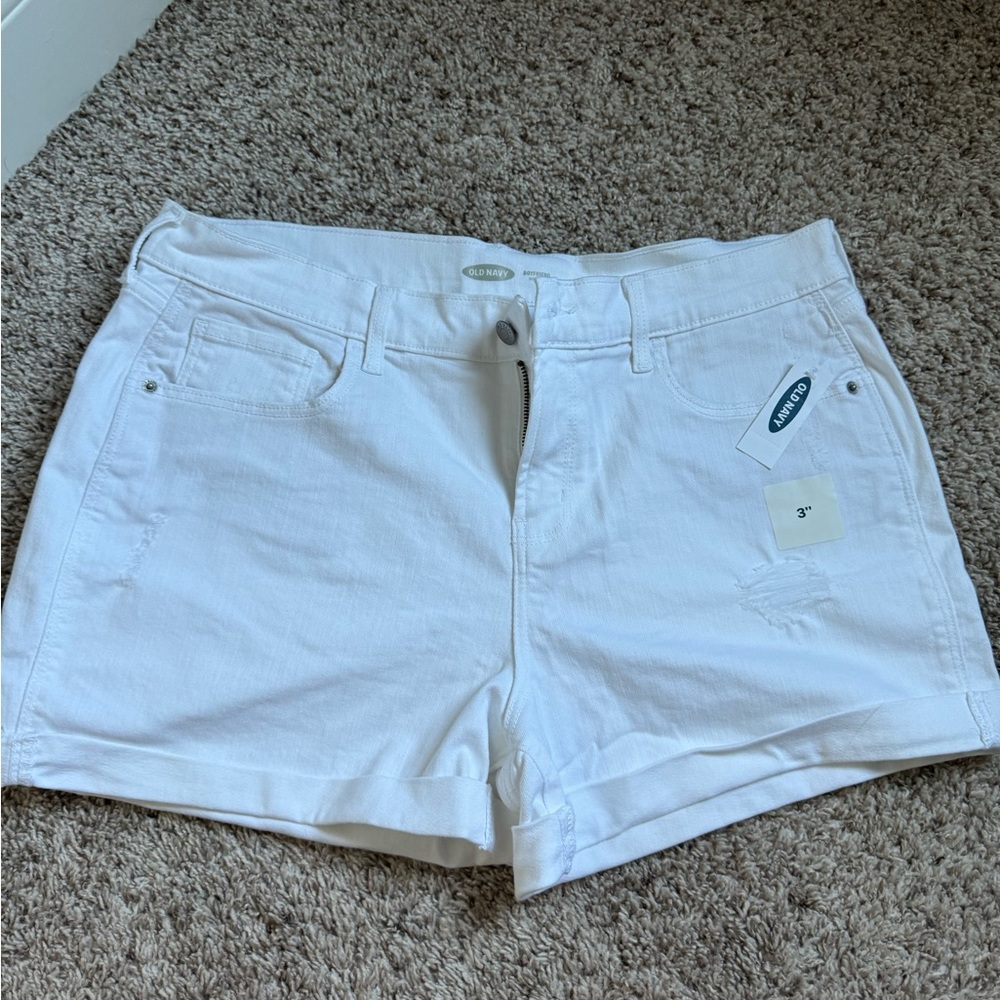 Old Navy White Jean Shorts. Size 14. NWT